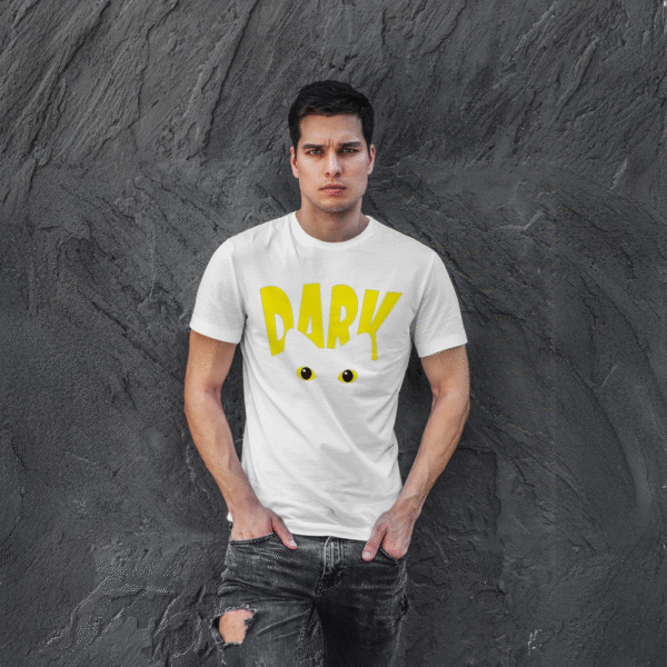 T-shirt DARK Yeux Jaunes - Design Mystérieux Streetwear Unisexe - Image 3